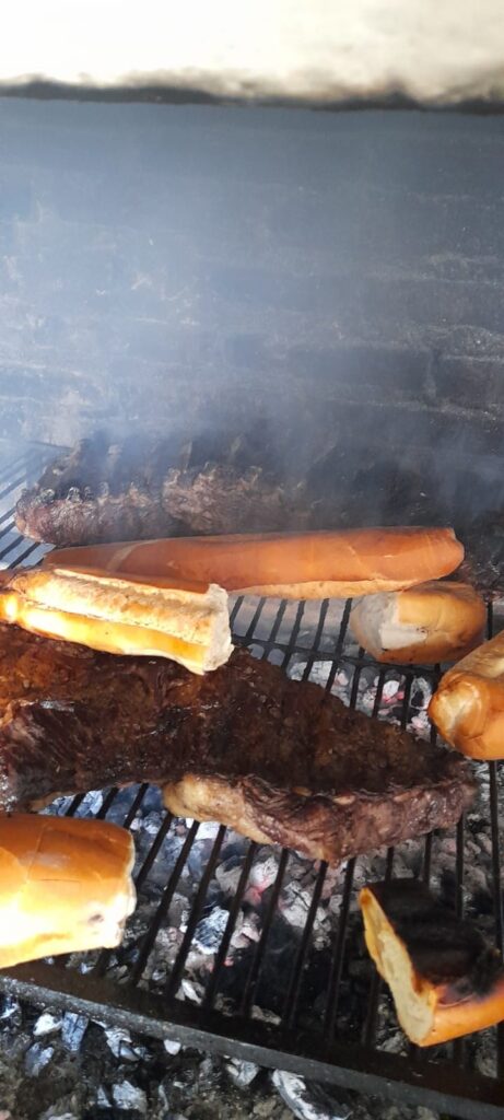 Vuelos durante el festejo de los 80 años del club